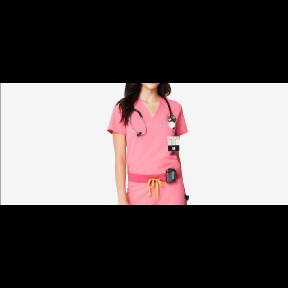 Pink figs scrub top pink